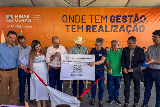 Prefeitura inaugura CMEI e escola no Jardim Diamantina